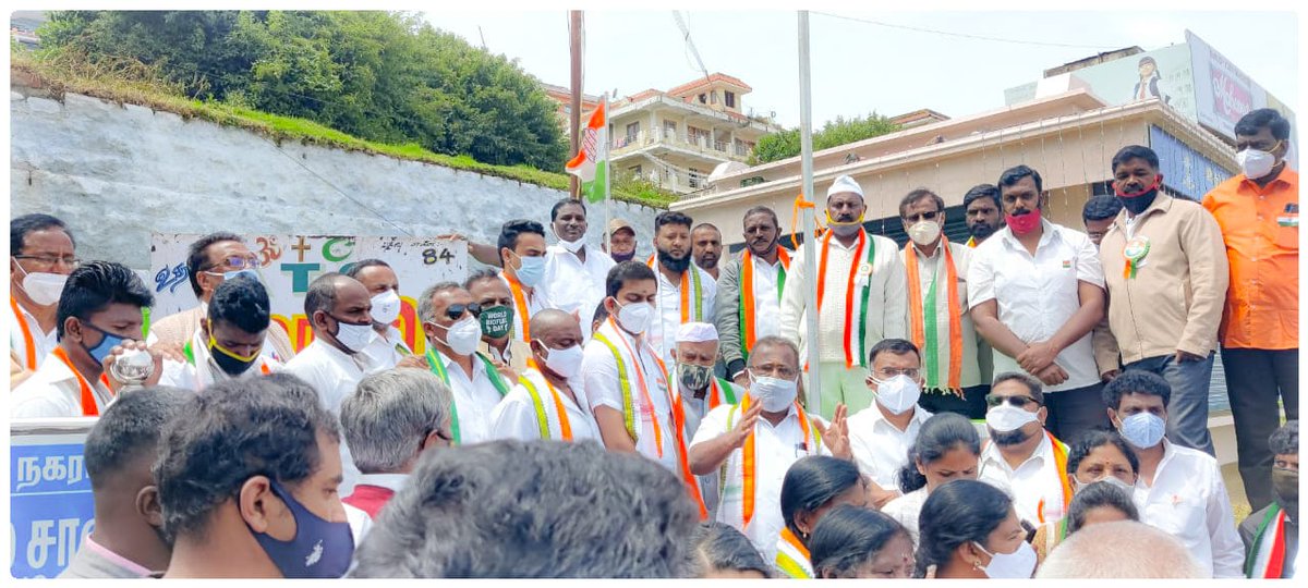 jaheerjrs's tweet photo. Families of freedom fighters were honoured in presence of @INCTamilNadu Gen.Sec &amp; @INCNilgiris Incharge #KarthikThangabalu &amp; #VijayKumar along with #INCNilgiris cadres @withjab
@MotmilIN
@INCIndia @KS_Alagiri @dineshgrao @GaneshmlaR @PriyaNashmikar @manesh_redefine https://t.co/jIKZFBJt1i