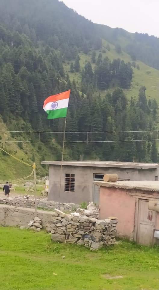 RCKotwal3's tweet photo. Flag hoisted at one of most remotest place of kathua distt...Sarthal valley... https://t.co/fRhr9wA79k
