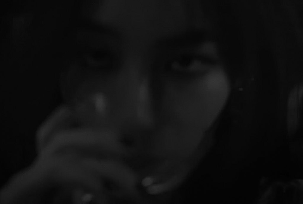 ⠀⠀
⠀⠀crazyin𝘭𝘰𝘷𝘦.
⠀⠀