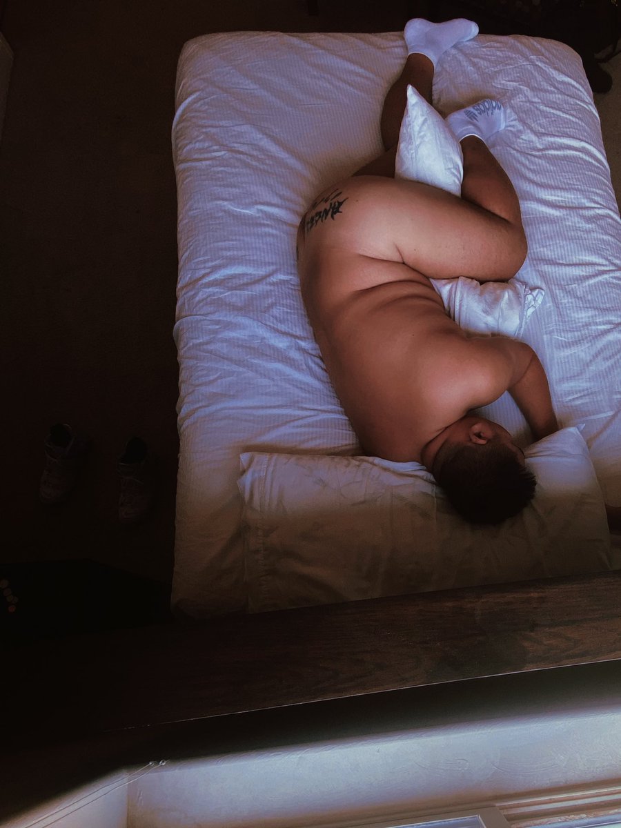 不想只是夹着枕头睡了 
（可以帮转么？）