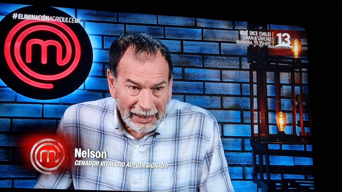 Sabrina46880286's tweet photo. #eliminaciónagridulcemc Canal 13 porfavor que onda la ortografia. CENADOR ????  Pobre don Nelson lo quieren perjudicar. 🤣😂🤣😂 #canal13 https://t.co/rFNVoucZws