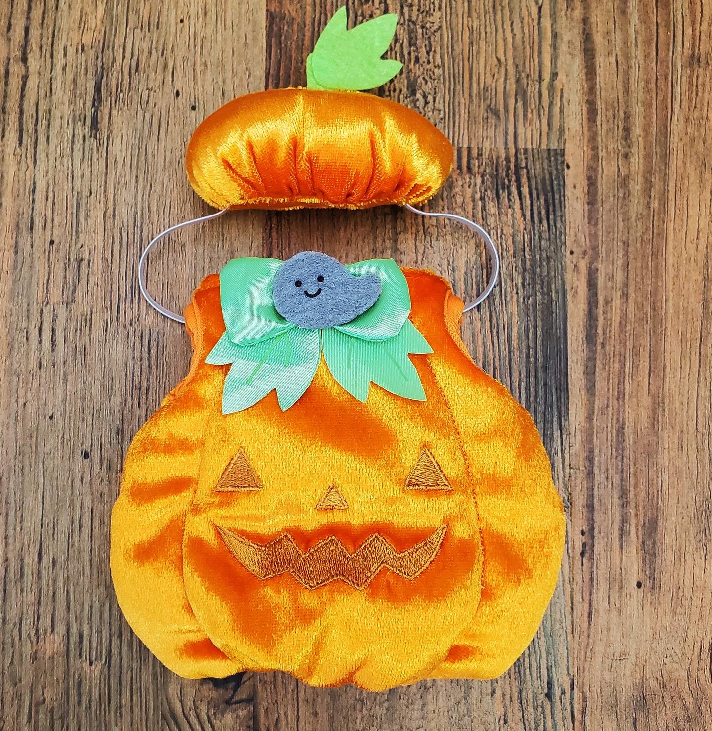 Pickles The Frog News かえるのピクルスnews 渋谷イベントでの先行発売商品のご紹介です 今年のハロウィンコスチュームは パンプキン仕様で登場です かぼちゃ型ワンピース ピクルス パンプキンワンピース 1 100 T Co 54z1z2tqxu