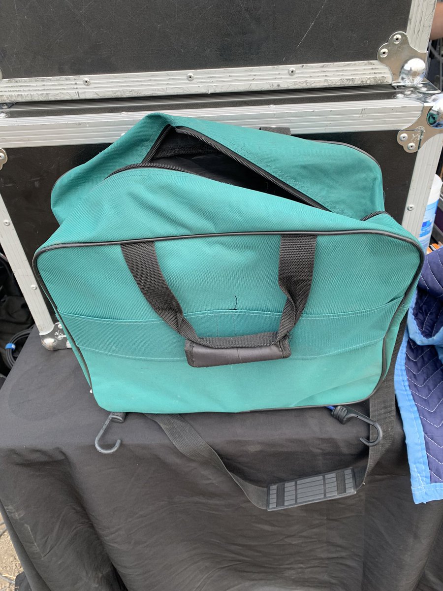 my colorblind coworker asked me to pass him his “gray” bag - this was the bag