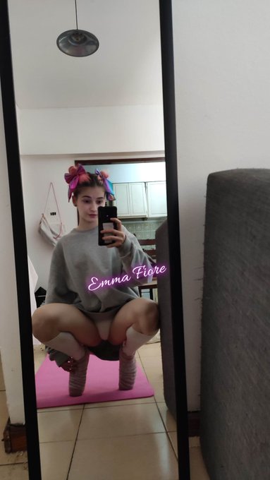 2 pic. Que nadie te diga como sentarte(? https://t.co/t2WtFi0xdk