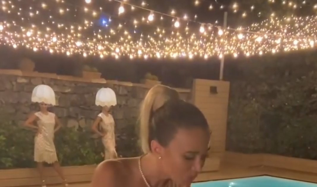 ✨ anna ✨ tweet media