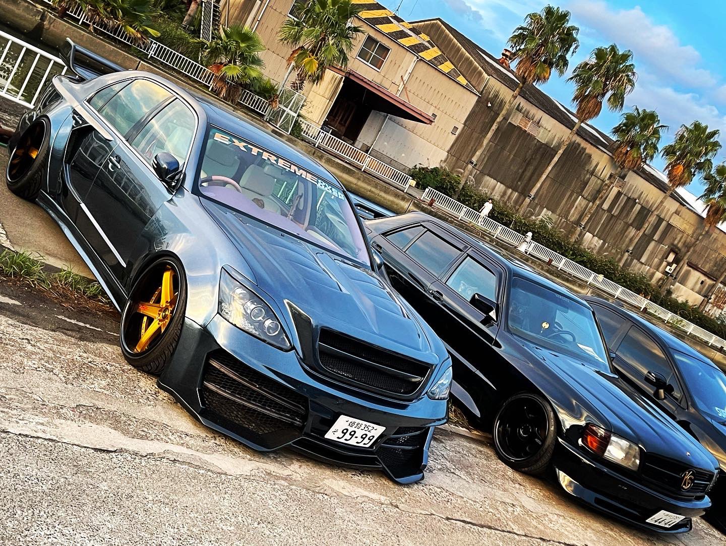 Extreme 昨日はセルシオと2台で06baseへ う ん 空気が外国 武漢肺炎やら緊急事態宣言やら渡航制限でとかく狭くなった世間で久々に異国の空気を吸ったような感覚 いい気分転換になりました W126 Koenig 560sel 06base ケーニッヒ