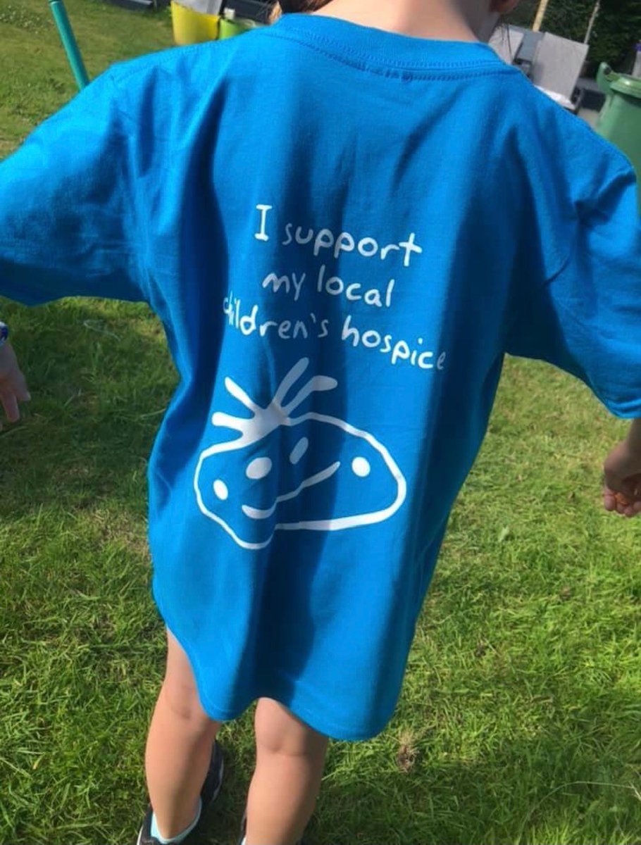 ClaireHouse's tweet image. Maddison, age six, took part in the Claire Bear 3K this Summer, raising over £700 in memory of her little brother Phoenix.
Maddison decided that she wanted to take part to “raise money for the ladies that looked after Phoenix when he was sleeping.”
Well done Maddison!