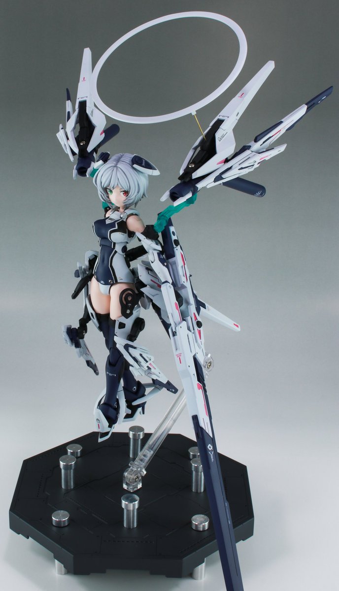 Nirlet_'s tweet photo. ・ベースキット：VFガール　カイロス
・手足：FAガール　フレズベルク、ブレイブガール
・ブーツ、各部ディテール：ジェネ、初音ミクなど
・髪パーツにはkitfox3dさん@kitfox3d の汎用ヘッドパーツ03を使用させて頂きました。

(2/5) https://t.co/uEFlIadeyt