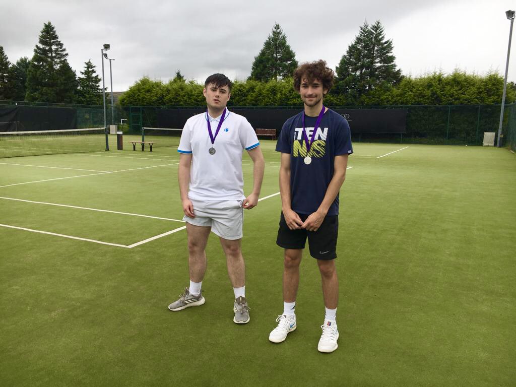 A great day for the Men’s Doubles competition at Parkwood today! 
Congratulations to the winners John and Elliot and to Harvey and Jack runners up! 
Well played to all the entrants 🎾🏆
•
•
•
#tennis #doublestennis #mensdoublestennis #tennisoutdoors #tennislove