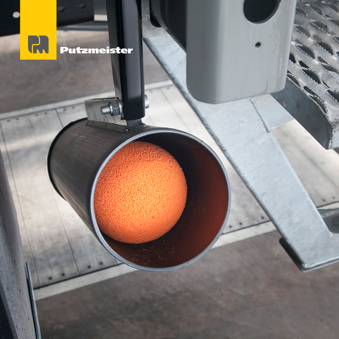 Putzmeister's tweet photo. The sponge ball container for a clean and compact stowage.

Contact your local dealer for more information. 

#putzmeister #accessories #spongeball #container #concretepump https://t.co/8hGNEDsh5l