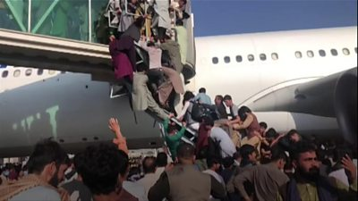 mohsenreyhani01's tweet photo. "آمریکاییان همیشه کار درست را انجام میدهند...البته بعد از اینکه همه گزینه ها را امتحان کردند"

سر وینستون چرچیل 🇬🇧 https://t.co/vyKIoTM4Cw