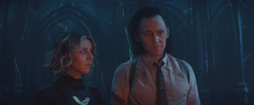 DailySylki's tweet image. The way they look at each other...
For a second there they really considered taking Kang's offer to finally live together in the timeline before realizing how impossible that sounded and that it could only be fiction.
I swear this scene was written to torture them and us.