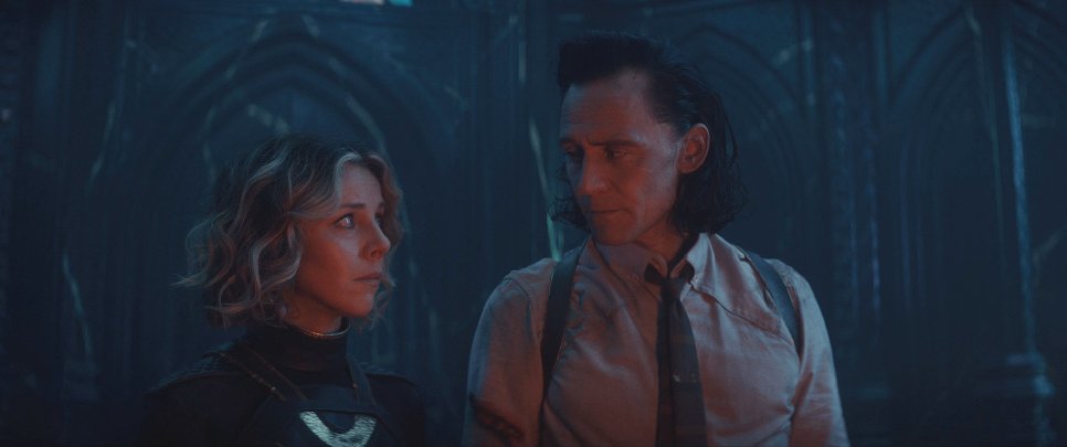 DailySylki's tweet image. The way they look at each other...
For a second there they really considered taking Kang's offer to finally live together in the timeline before realizing how impossible that sounded and that it could only be fiction.
I swear this scene was written to torture them and us.