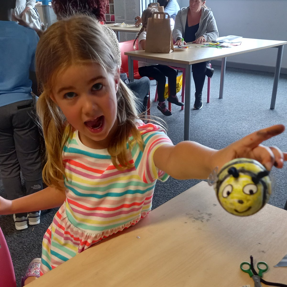 MancLibraries's tweet photo. It's a Creepy Crawly Rubbish time (geddit??) down at #BeswickLibrary ! These #WildWorldHeroes are  making Junk Bugs out of recycling waste with our favourite local artist @carolinecoates !! This looks so much fun with mums &amp; dads loving it as much as the kids! #SRC2021 #ReadMCR https://t.co/c7A5b5KKGd