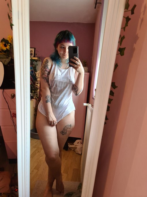 Je cours au sport 🥰 https://t.co/kNMzTcWXei