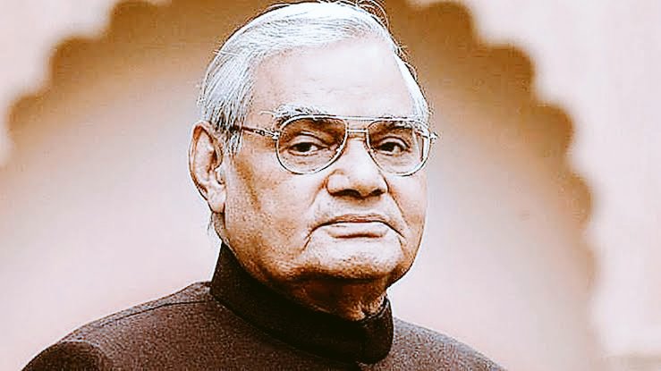 hanmatsinghlod6's tweet photo. श्री अटल बिहारी बाजपेयी जी की पुण्यतिथि पर सादर नमन🙏🙏🙏 https://t.co/x9vnREQ3fa