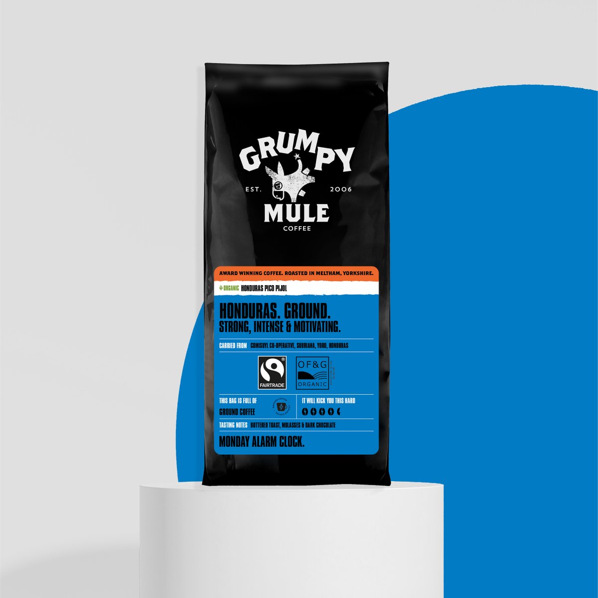 Supported by the Mesoamerican Development Institute, we buy carbon credits from the group which are used to invest in planting native trees for carbon sequestration, as well as supporting integrated open canopy farming within the Pico Pijol rainforest national park.