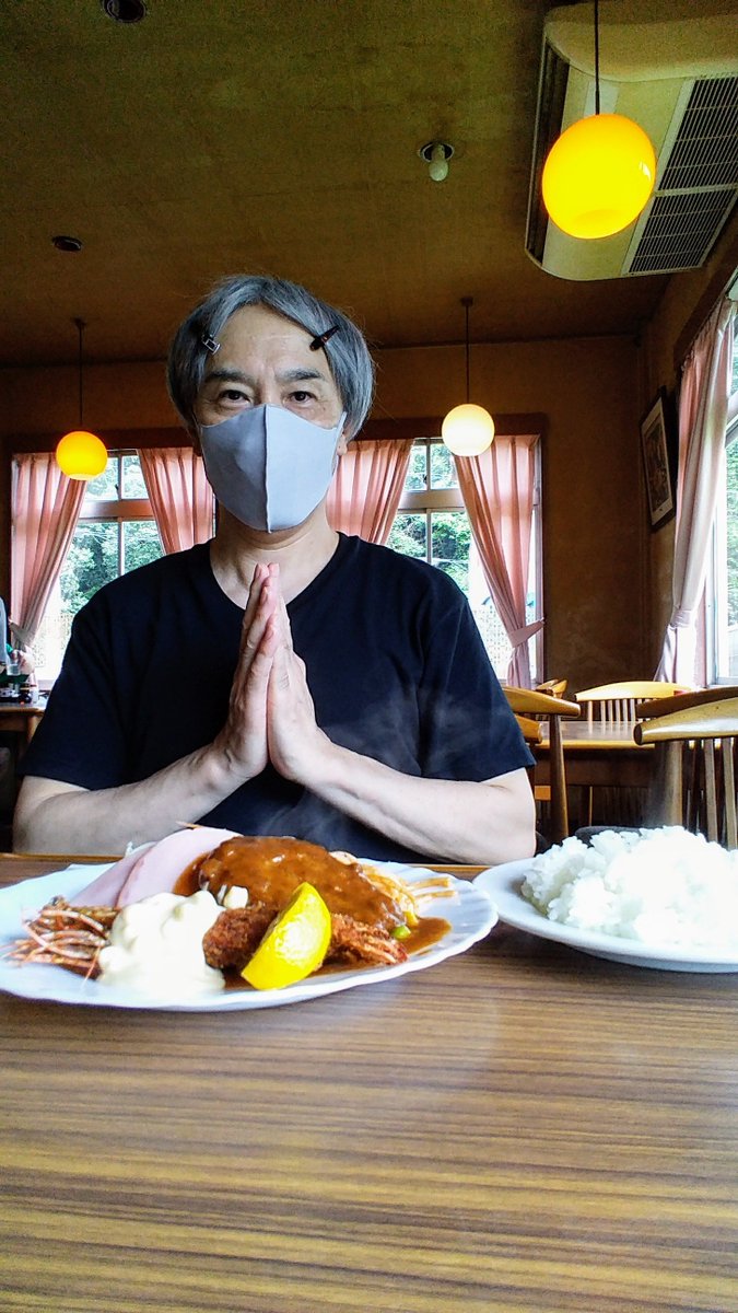 YUSAKU_LEE's tweet photo. 地元の老舗で
デカンショランチ🍴
#ウィッグ生活 #ウイッグ #自撮 #自撮り #ウイッグ生活 #セルフィ #セルフィー #自分撮 #自分撮り #アデランス #モデル #aderans #ウィッグ #wig #wigmodel #カツラ #若ハゲ #ハゲ #はげ #薄毛 #増毛 #白髪 #ユーチューバー #yusakulee #youtuber #李優作 https://t.co/UTlPizBn76