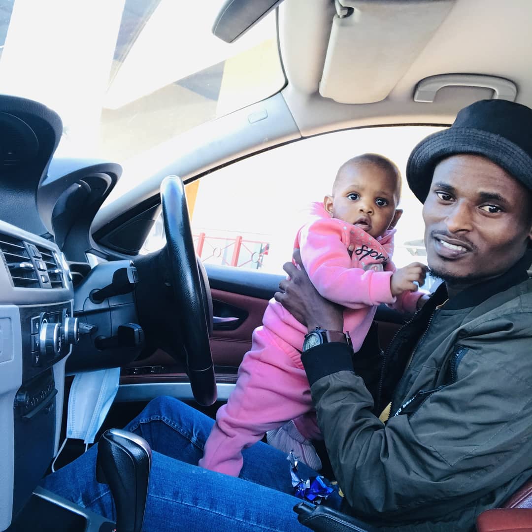 baagi_mogale's tweet photo. I even look better than my problems🥰🥰#blessedMonday to you all🙏❤️ https://t.co/PyTfRYQRyX