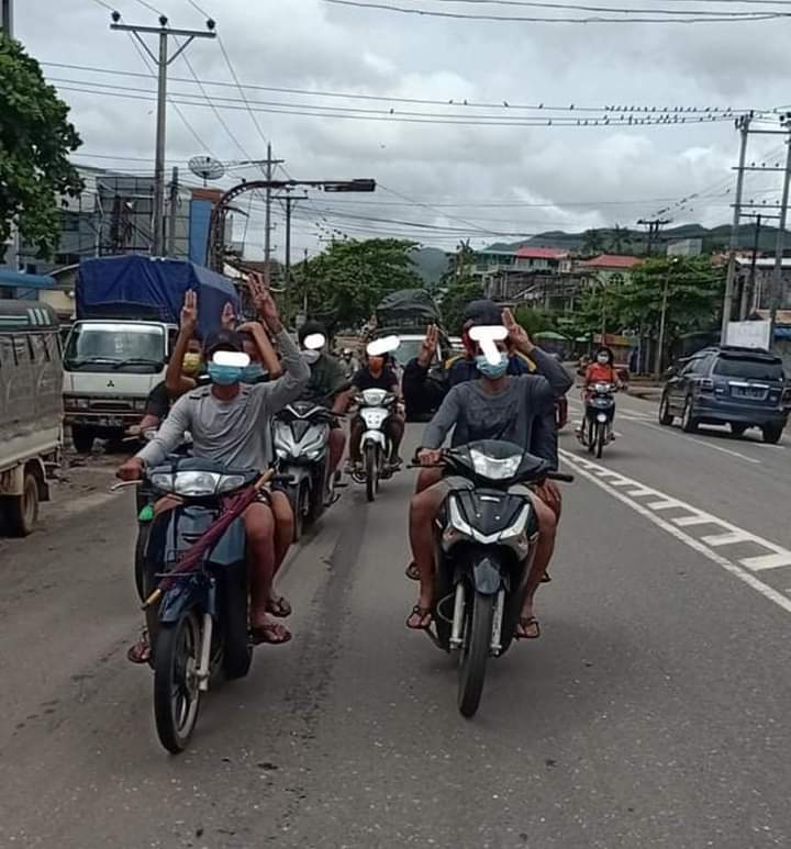 kixxinoo's tweet photo. Motorcycles Strike also happened in Mudon, Mon state.We don't want to see the military terrorists anymore !!

#RecognizeNUG 
#Aug16Coup
#WhatsHappeningInMyanmar https://t.co/lVKcy2Tbro
