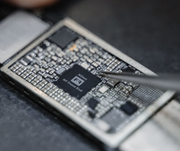 Great to see @ForefrontRF moving forwards with plans to commercialise technology developed at the University of Bristol, raising £1.5m in an investment round led by Science Creates Ventures.
Find out more: …commercialisation.blogs.bristol.ac.uk 

<a href="/BristolUni/">University of Bristol</a>, @SCVDeeptech