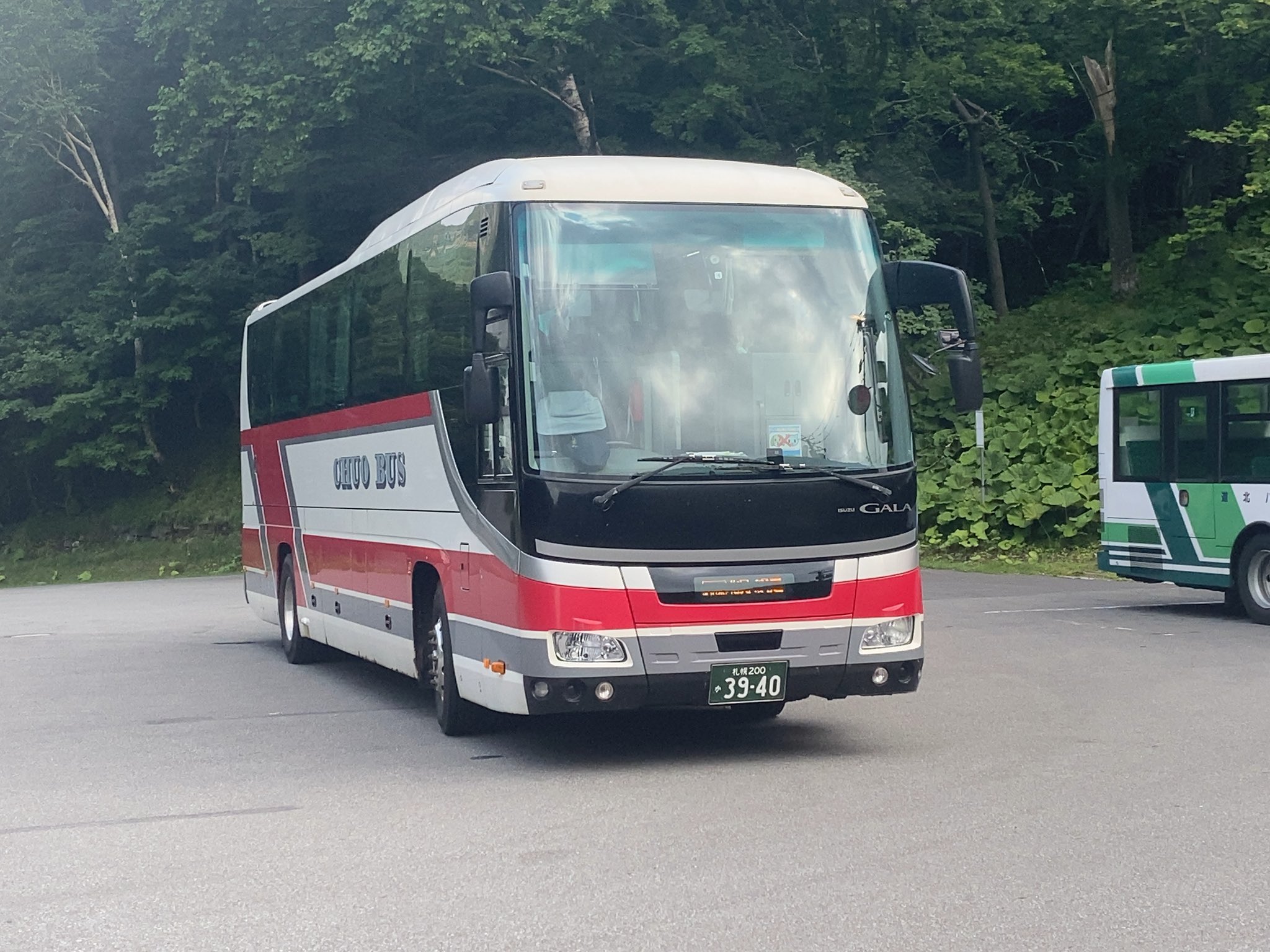 ドリーミント Twitterissa 夏ダイヤではワンマンとなるドリーミントオホーツク号です 北見 バスは美幌営業所の乗務員様がワンマンで全区間乗務されます 中央バスは高速納内で交替しますが 札幌側も網走側も札幌北営業所の乗務員様が乗務されます 札幌旭川間はあさひ