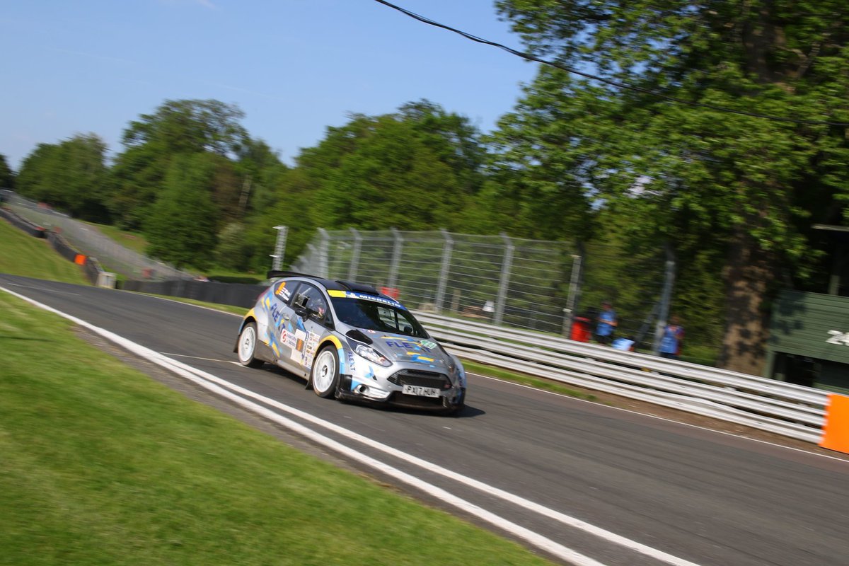 flextnow's tweet image. Our FLEXT ambassador has done it again! 🏅 This time taking on the British Rally Championship, giving them a run for their money! Check out the article below:

lnkd.in/eZmm_trF

#victory #firstinclass #flext #rally #race #msnrallychampionship #circuit #oultonpark #flextin