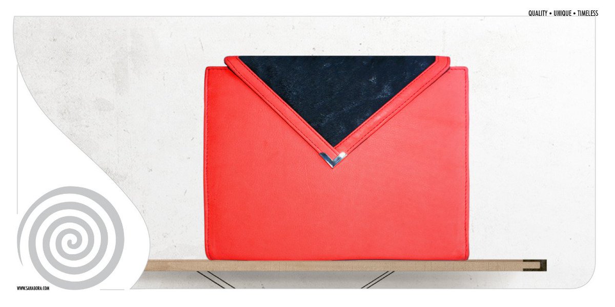 Sanabora's tweet photo. The Onyokie' cow leather document folder....when you mean business, classy and on point,for orders call us on 0705186691
#madeinkenya #leatherhandbag #handmade #Africandesigns #accessories https://t.co/TXJ6S0RIPX