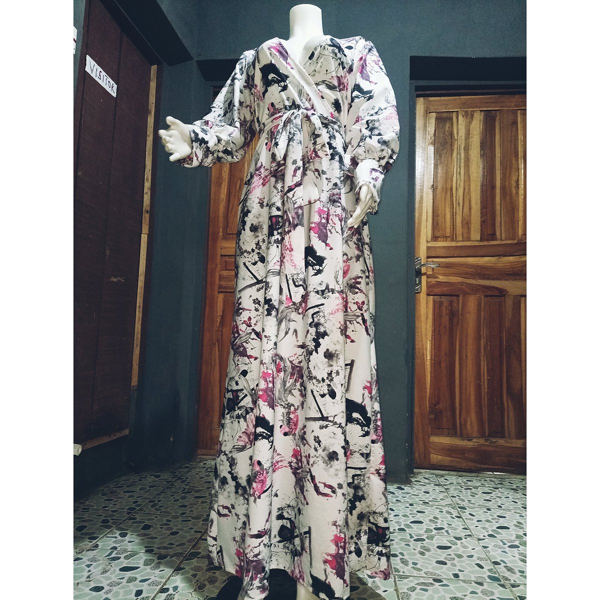 mercimilian's tweet photo. Happy New week filled with new blessings
#milianneedlestitches 
#simplicitydoesitbetter 
#casualstyle 
#nigeriafashionblogger https://t.co/oeY2Z21P6y