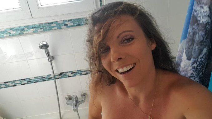 Bon lundi les coquins BizzXXL 💞 https://t.co/tF7ykFQ8v4