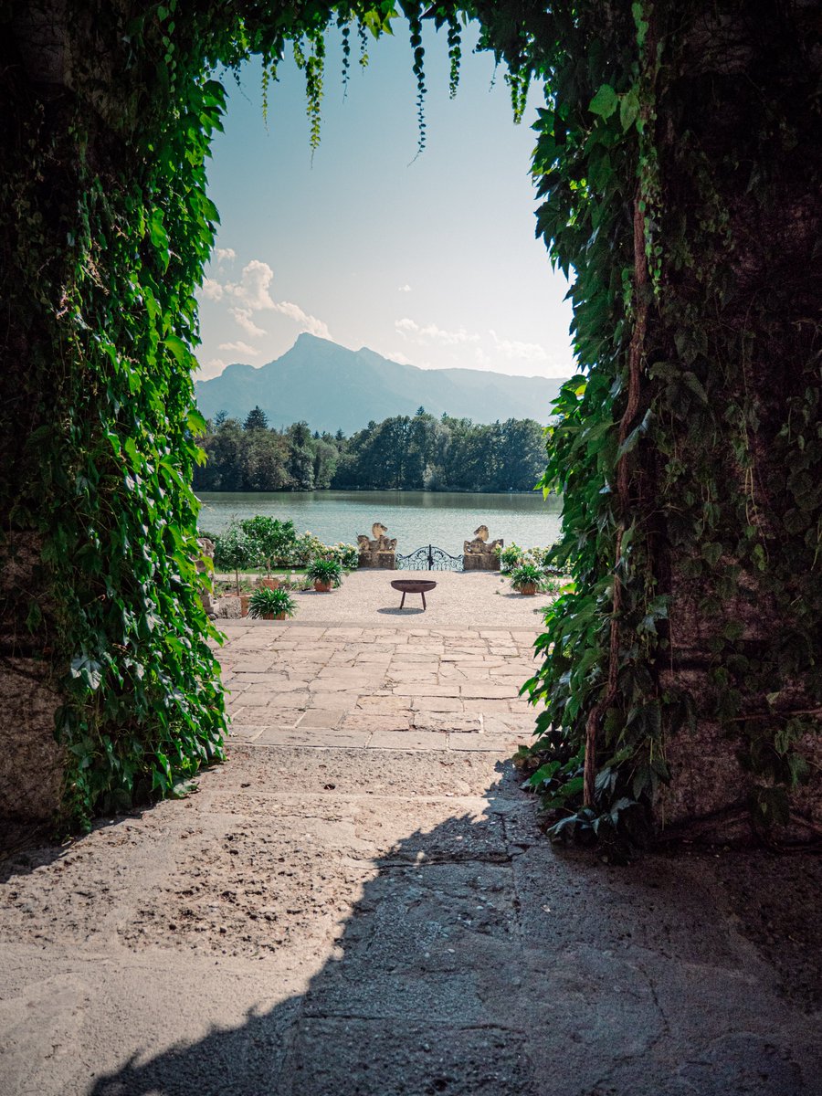 Resi 3 is here and directing our gaze towards the future, and the impact that we want to have in the world, as well as towards the dramatic views of the surrounding mountains. #kvimmersive2021