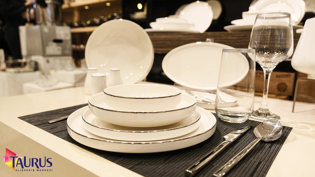 Taurus Karaca’yla, sofranızdaki zarafeti keşfedin.
 
<a href="/karaca/">Karina Furjanic</a> #karaca #taurusavm #taurus #avm #ankara #alışveriş #taurusalışverişmerkezi