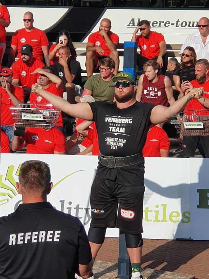 agilitasgym's tweet photo. Onze fitnesstrainer @kevin_1994 ook wel bekend als de "Hulk" is afgelopen  zaterdag  6e geworden bij de sterkste man van Nederland in Kampen #smvn #trots er deden 12 deelnemers aan mee 💪🏋‍♂️ https://t.co/FjWSsrTd5i