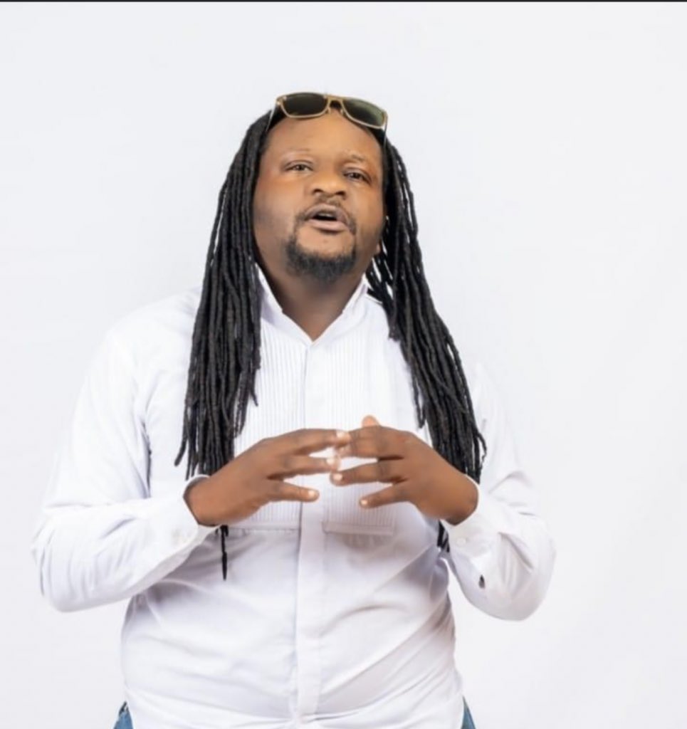 Appreciation Tweet🔝🇿🇼

Tinashe Chikuse is one of the best Zimbabwe Radio Presenters. It’s never a dull moment with Tinashe on Power FM. We appreciate you. #ProudlyZimbabwean❤️🇿🇼