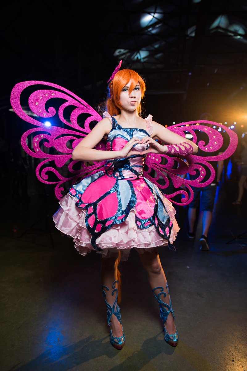 _Maya_Wolfman_'s tweet photo. This suit has endured a lot of pain~
Maybe I'll repeat it someday) But in the beginning there are a lot of other plans XD
#winx #winxcosplay #winxclub #winxbloom #bloombutterflix #butterflix #cosplay #cosplaygirl #magiccosplay #winxclubcosplay #bloom https://t.co/wM3Pf049QY
