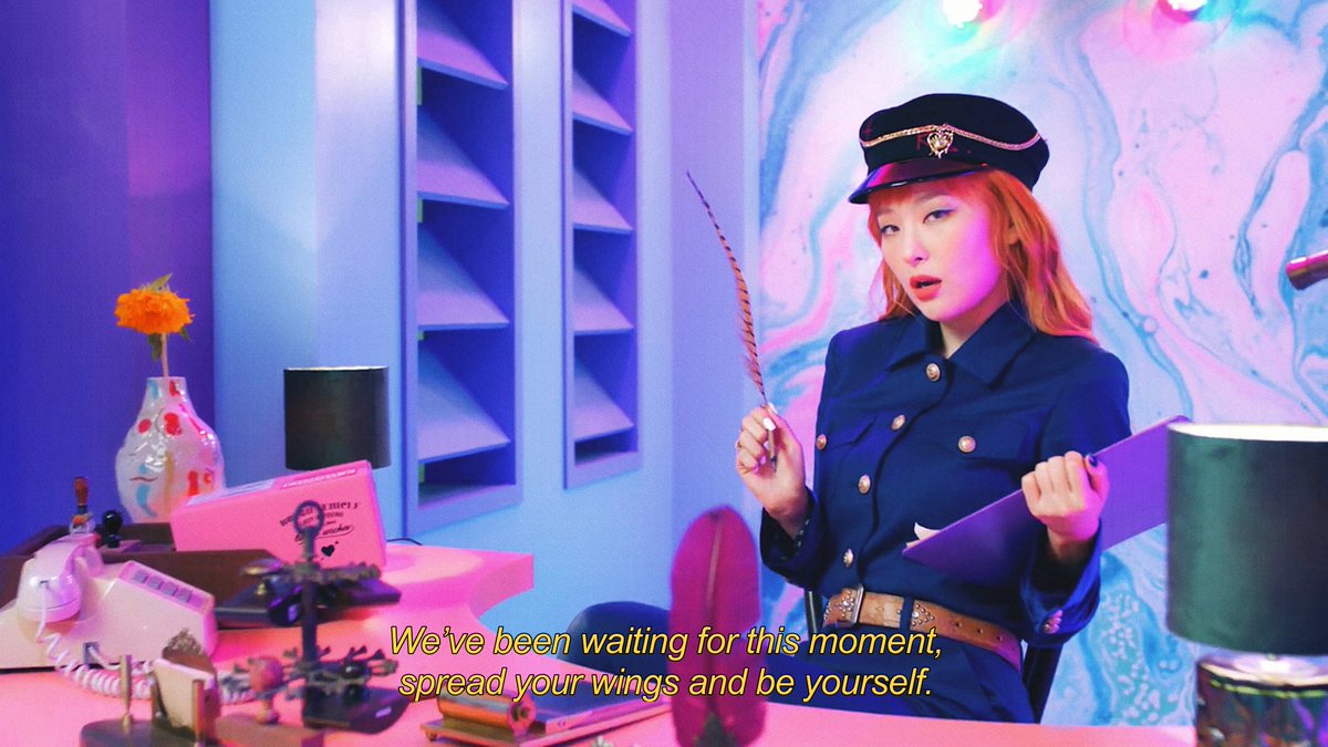 queendom (2021) by red velvet