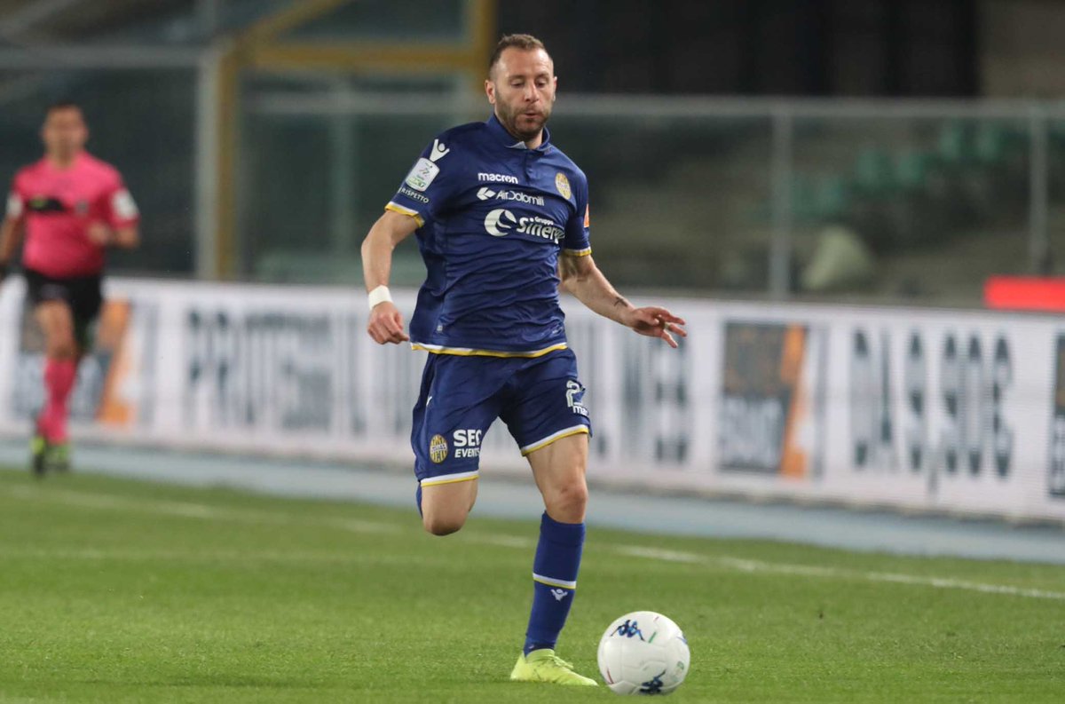 VeronaArb's tweet photo. HBD to former @HellasVeronaFC winger Antonio "Totò" #DiGaudio, who turns 32 today.
(2019)
Games: 16
Goals: 1 https://t.co/KbLH5sjUQo