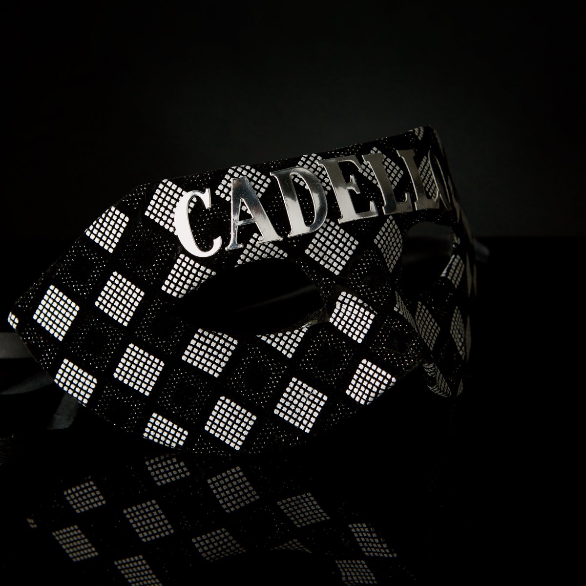 When creating Cadello, we put ourselves in a metaphorical time machine and went back to the peak of the Venetian Empire.

The Venetian mask, with all its mystery, allure and hints of scandalous fantasy, represents all that is Cadello…

#Cadello88 #Cadello #venice #venetian