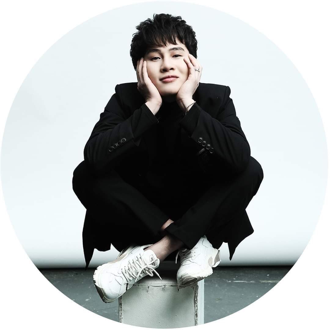thibinh080996's tweet photo. @Thy46877924 @phuongtuan_j97 LUÔN ĐỒNG HÀNH CÙNG JACK
#JackJ97
#FcDomfamily
#DomluonbenJack
@phuongtuan_j97 ❤️🌻mãi đồng hành 😍😍😍 https://t.co/GaqxyHOH78