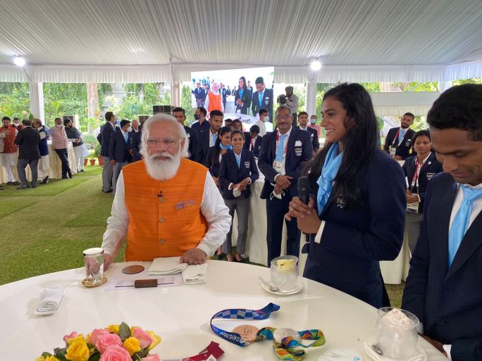 Pvsindhu1's tweet photo. Glad to have got the opportunity to finally have an ice cream with our Hon’ble PM @narendramodi ji🍦 https://t.co/E4EISfaaGO