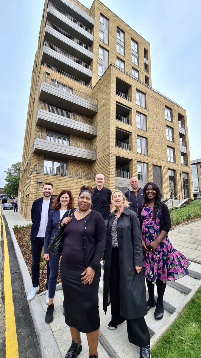 matthewpbennett's tweet photo. Loved joining residents today to look around their new council homes in Clapham before they move in with their families.  

I only wish people who’ve spent years fighting against new council housing in Lambeth had been able to see and hear the difference these homes will make https://t.co/6HpTU7Xm68