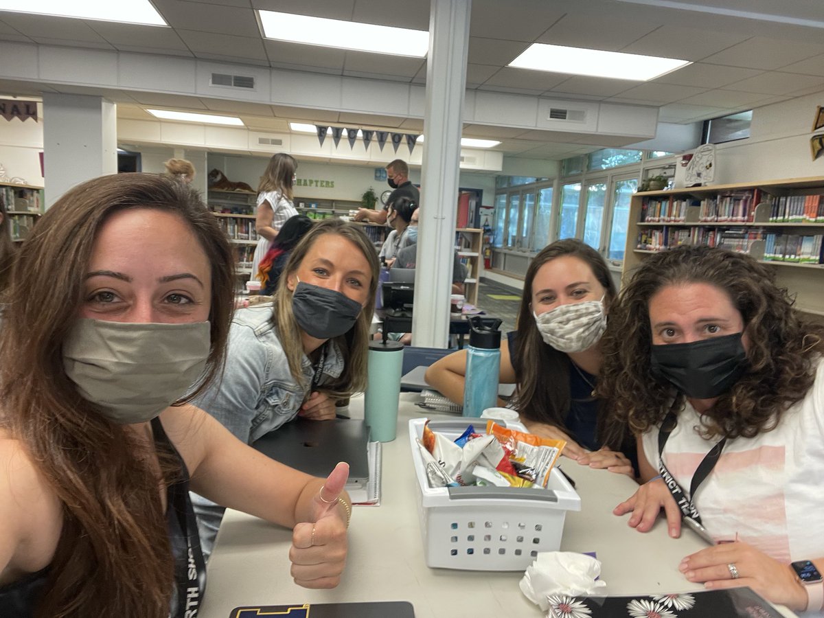 Mrs.Sidell tweet media