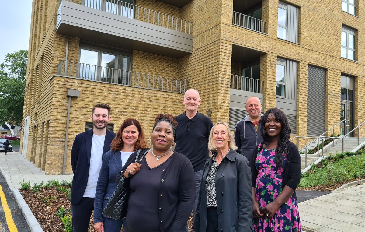 clairekholland's tweet photo. It was great to join Joanne today to visit our 64 newly built council homes on the Westbury estate before she &amp; other residents move in!

We're building the first council homes in Lambeth in a generation- and they're spacious, energy efficient, &amp; environmentally sustainable homes https://t.co/je244CkM4L