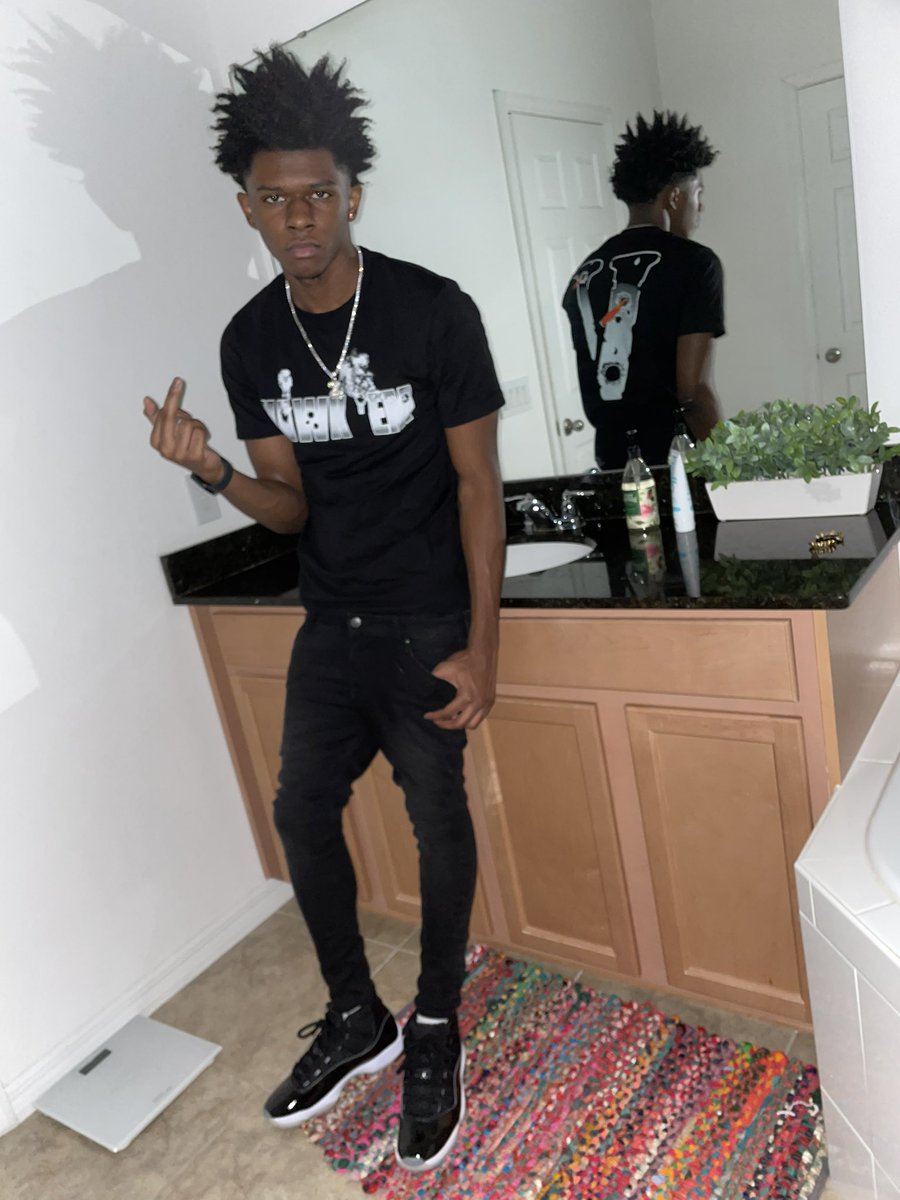 Smurfy 👿 tweet media