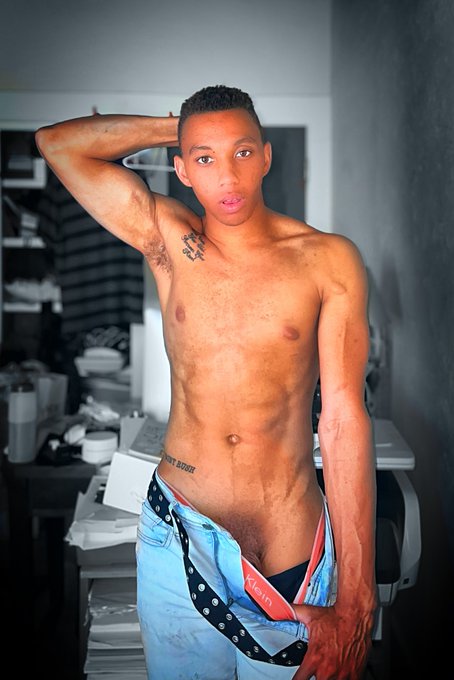 Twink 👼🏼 or Twunk 💪??? https://t.co/JYbCzLnsxy<a href="/tag/lgbt"class="tags"><span>#lgbt</span></a><a href="/tag/gay"class="tags"><span>#gay</span></a><a href="/tag/loveme"class="tags"><span>#loveme</span></a><a href="/tag/bi"class="tags"><span>#bi</span></a><a href="/tag/nsfw"class="tags"><span>#nsfw</span></a><a href="/tag/gayboy"class="tags"><span>#gayboy</span></a><a href="/tag/twink"class="tags"><span>#twink</span></a><a href="/tag/onlyfansgay"class="tags"><span>#onlyfansgay</span></a>