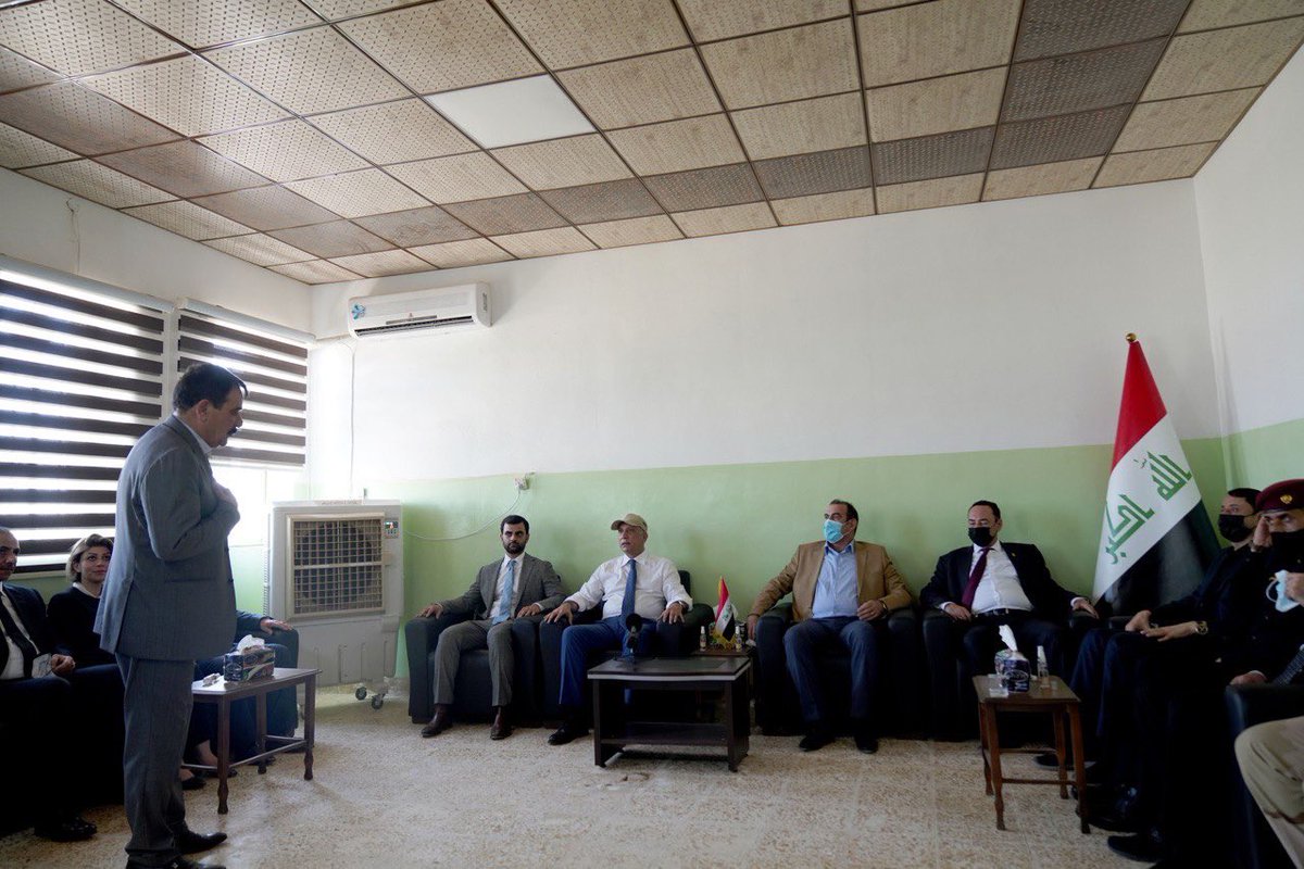IraqiPMO's tweet photo. وقال سيادته متحدثاً إلى جمع من أهالي القرية: إننا اليوم بينكم لنستذكر جرائم داعش، وما سببته من آلام، لكن هذه الآلام ستقوينا في مواجهة الإرهاب، مثلما ستقوي روابط الدم بين كل العراقيين، وأكد أن لا شيء سيثنينا عن بناء وطننا، واحترام تعدديته السياسية، والإثنية، والدينية. https://t.co/3dpYYfih1i