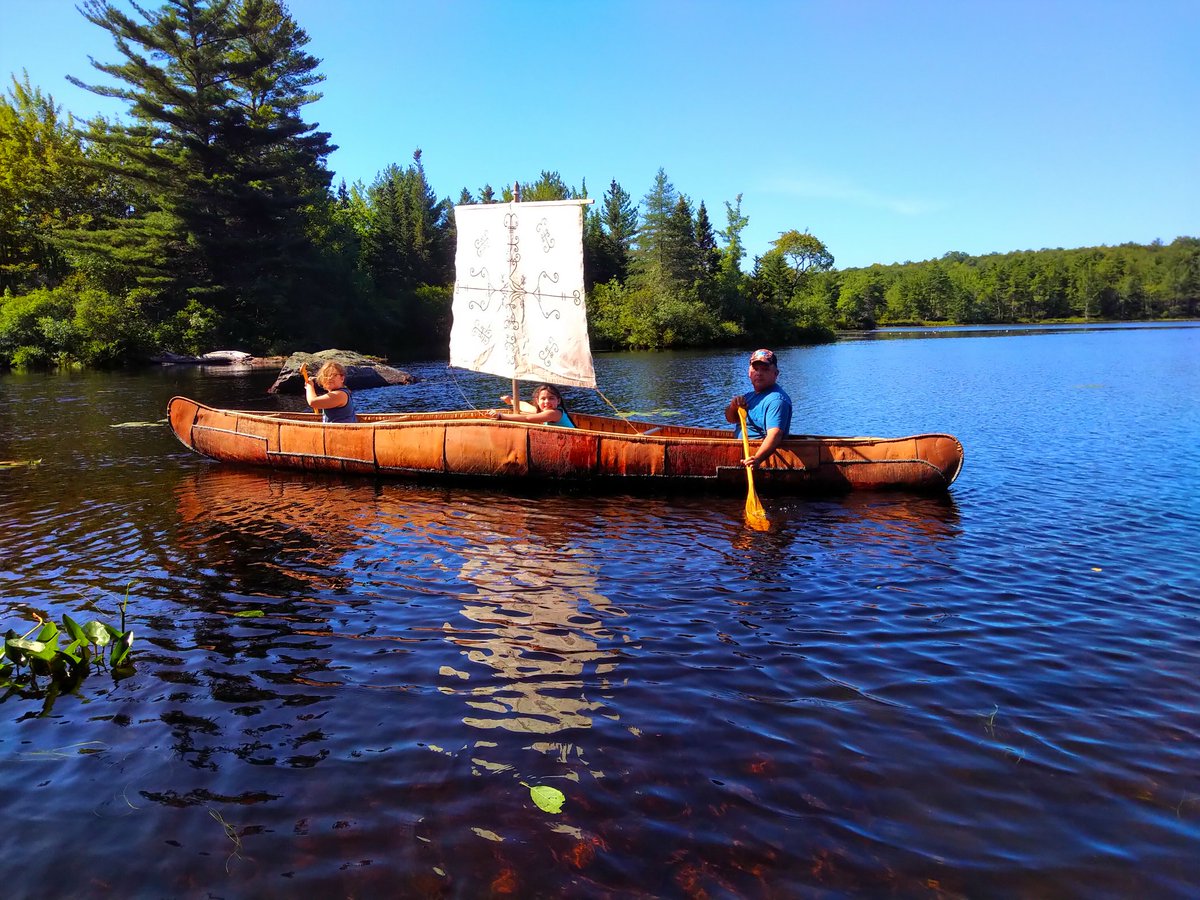 Mel7Labrador's tweet photo. Sail up. Ready to test.
Test a success.
The twins jumped in to see the eelgrass below once we got back to shore. Too bad I could not paddle this to HFX today!
#Labradorfamily #wildcatriver #Kespukwitk #lnu #mikmaq #traditionalknowledge #familytraditions #birchbark #canoebuilders https://t.co/9EPuKIMMYp