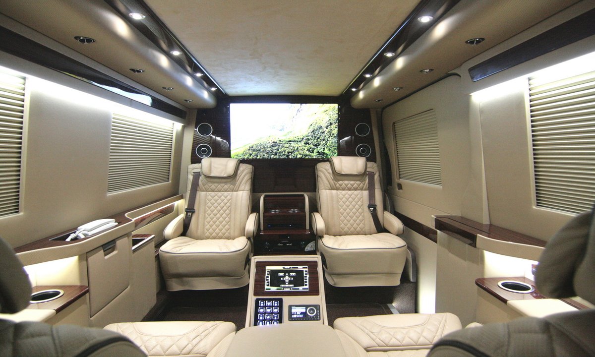 HQCustomDesign's tweet photo. A bright and welcoming interior, this Limited Edition design features light beige captain seating with a suede leather ceiling and retractable aviation tables.
https://t.co/OTsBT6FZOM
.
.
#HQCustomDesign #summer #roadtrip #luxurytravel #luxuryvan #customvan #customcar #luxurycar https://t.co/PCh9V6NNiP