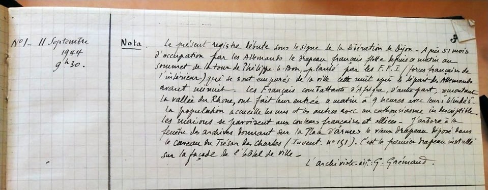 Même les #archives les plus austères en apparence recèlent des traces émouvantes de l'histoire dijonnaise. Ici, un extrait du registre d'enregistrement du courrier des Archives municipales avec le récit de la Libération de #Dijon par l'archiviste de l'époque.
AMD, 11398 W 199 / 3