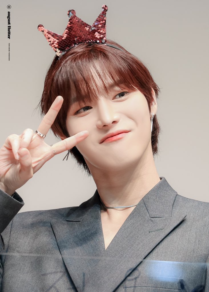 210626

진용훈 ㅅㅊ

#0817_YONGHOON_DAY
#운명적인_용훈_필연적인_하루
#GENIUS_VOCAL_YONGHOON_DAY 
#ONEWE #원위 #용훈 #진용훈 #ヨンフン #YONGHOON <a href="/official_ONEWE/">원위 (ONEWE)</a>